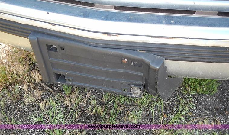 image for item I3599 1995 Chevrolet Silverado 2500 Ext. Cab pickup truck