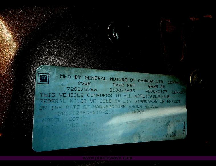 image for item I3599 1995 Chevrolet Silverado 2500 Ext. Cab pickup truck