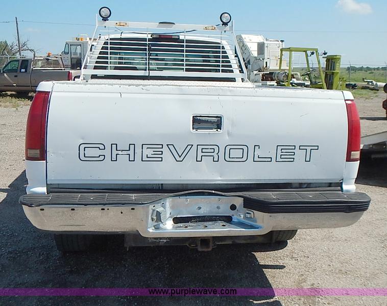 image for item I3602 1998 Chevrolet Silverado 2500 Ext. Cab pickup truck