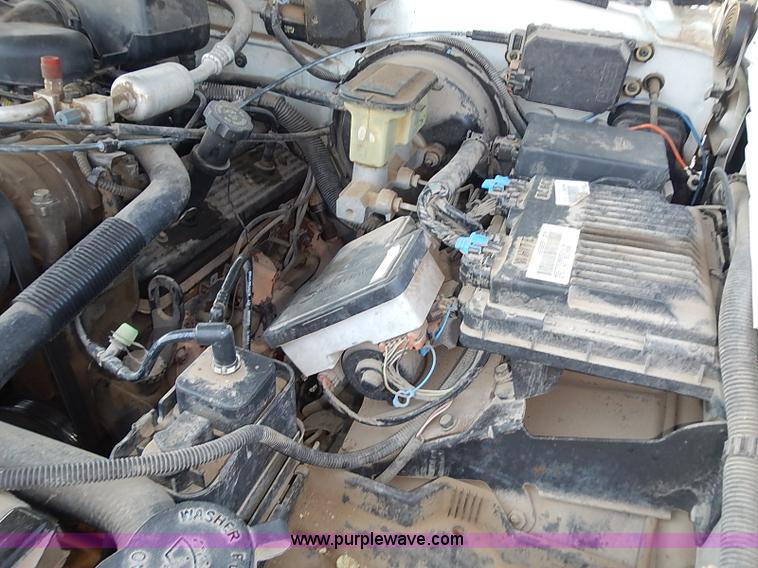 image for item I3602 1998 Chevrolet Silverado 2500 Ext. Cab pickup truck