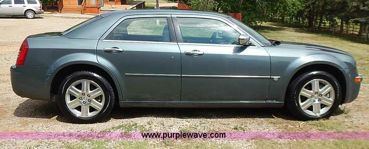 image for item I3637 2006 Chrysler 300C