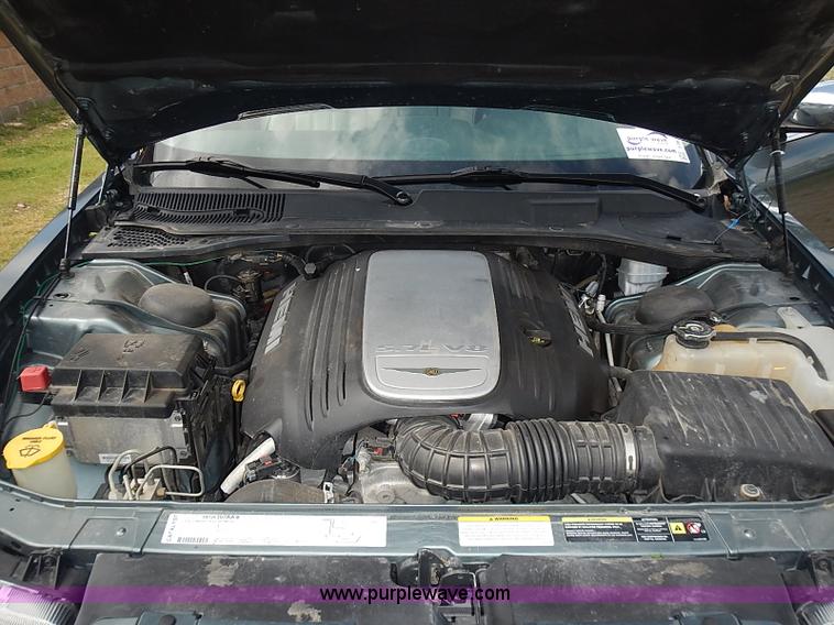 image for item I3637 2006 Chrysler 300C