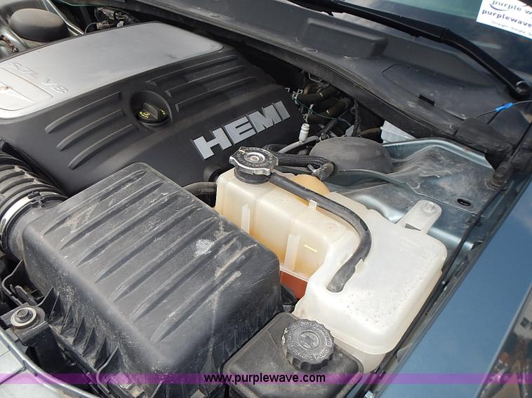 image for item I3637 2006 Chrysler 300C