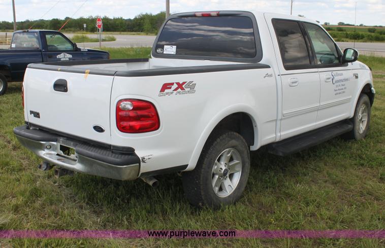 image for item I7399 2003 Ford F150 FX4 SuperCrew pickup truck