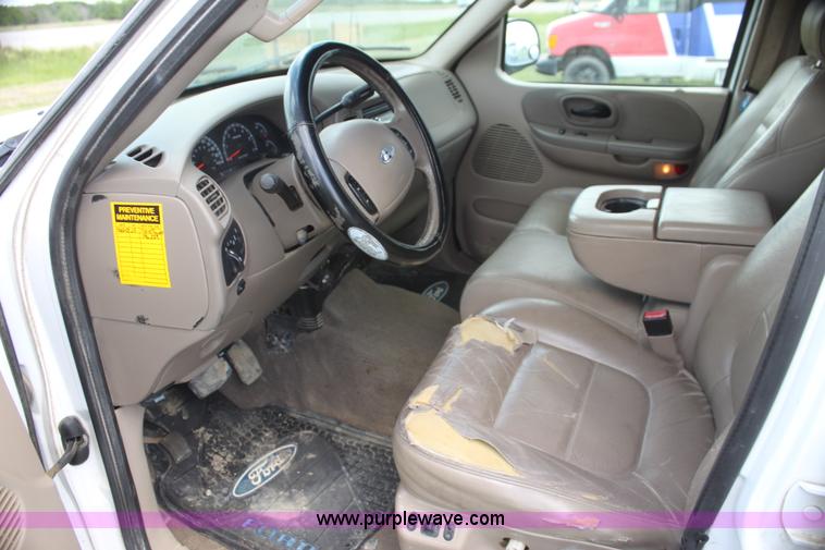 image for item I7399 2003 Ford F150 FX4 SuperCrew pickup truck