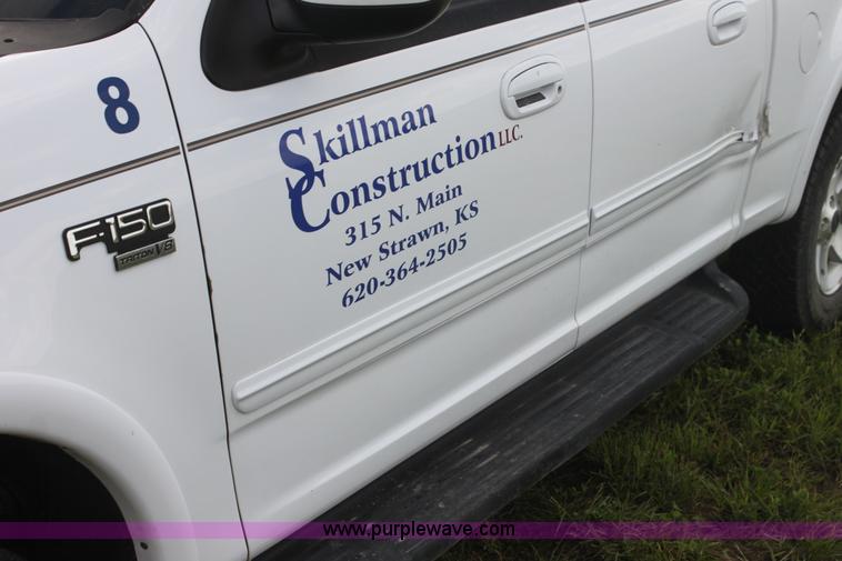 image for item I7399 2003 Ford F150 FX4 SuperCrew pickup truck