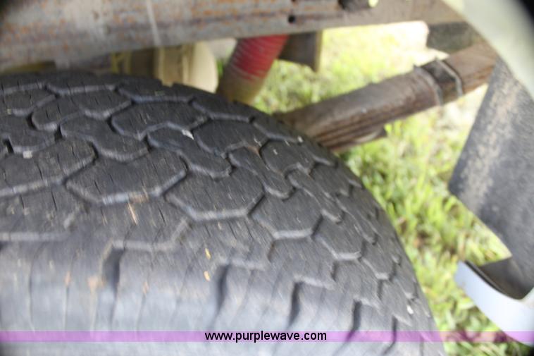 image for item I7399 2003 Ford F150 FX4 SuperCrew pickup truck