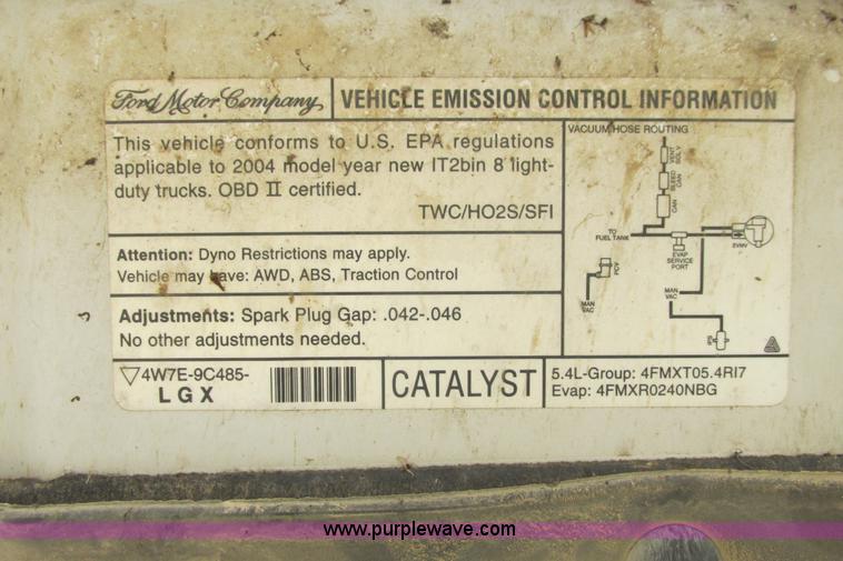 image for item I9610 2004 Ford F150 XLT SuperCrew pickup truck