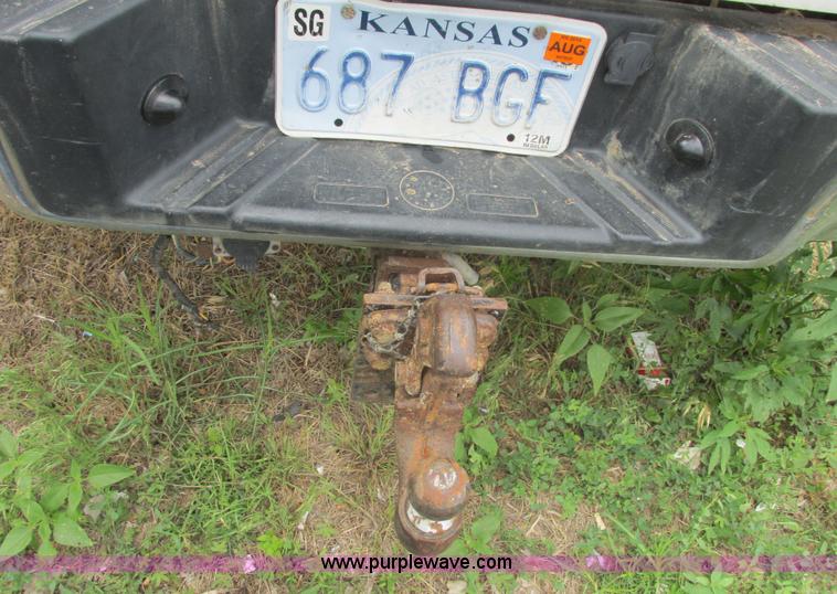 image for item I9610 2004 Ford F150 XLT SuperCrew pickup truck