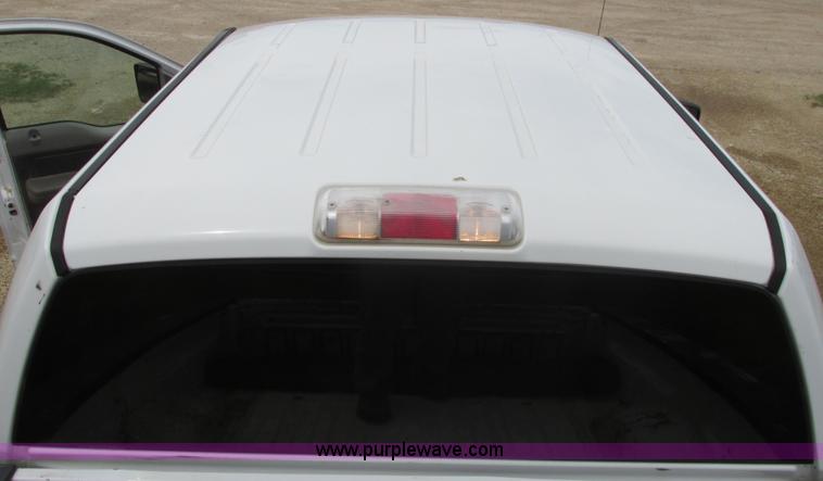 image for item I9610 2004 Ford F150 XLT SuperCrew pickup truck