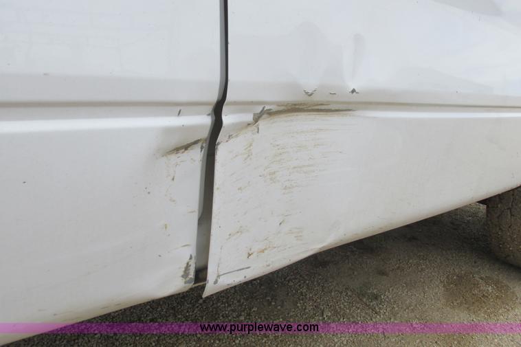 image for item I9610 2004 Ford F150 XLT SuperCrew pickup truck