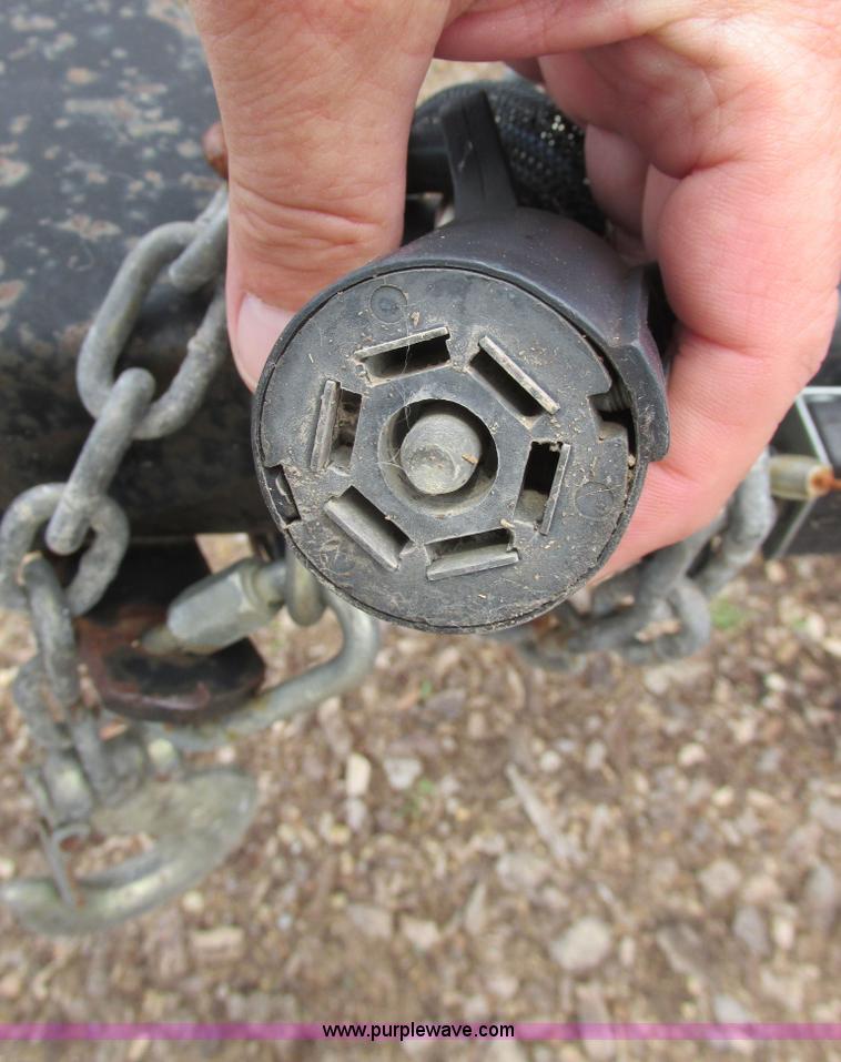 image for item I9611 2000 Coleman pop up camper