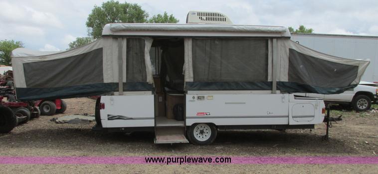 image for item I9611 2000 Coleman pop up camper
