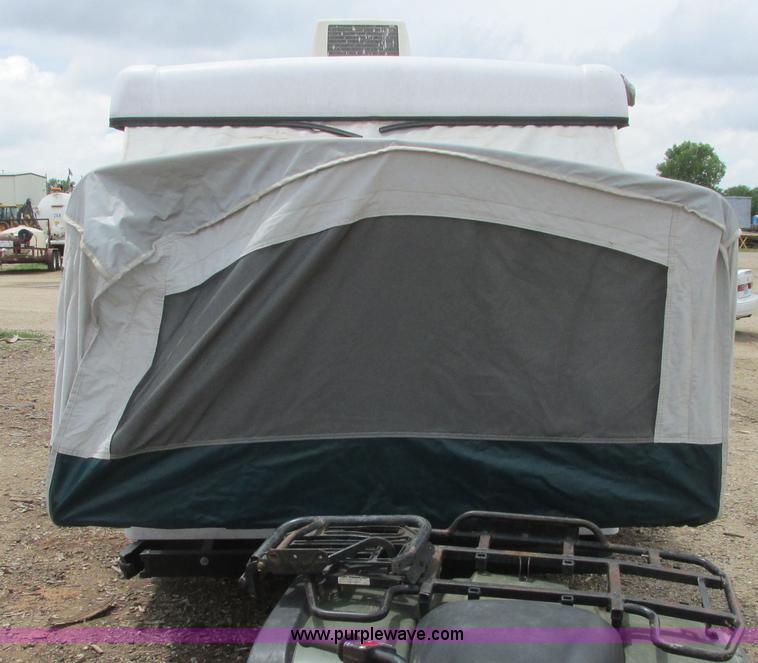 image for item I9611 2000 Coleman pop up camper