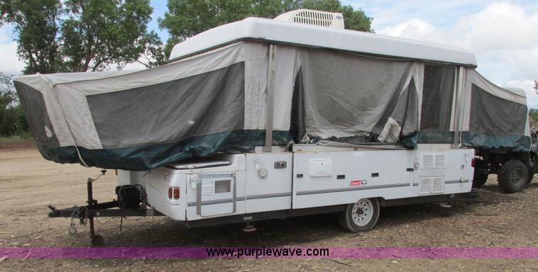 image for item I9611 2000 Coleman pop up camper