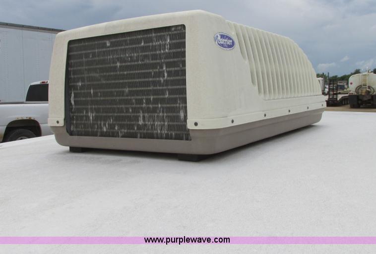 image for item I9611 2000 Coleman pop up camper