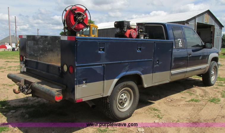image for item I9617 1998 Chevrolet Silverado 2500 Ext. Cab utility truck