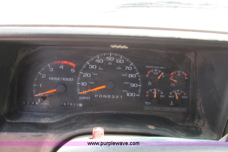 image for item I9617 1998 Chevrolet Silverado 2500 Ext. Cab utility truck