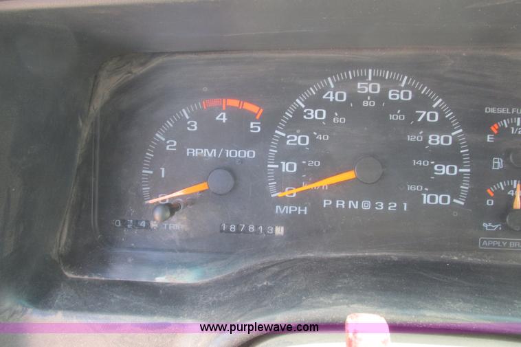 image for item I9617 1998 Chevrolet Silverado 2500 Ext. Cab utility truck