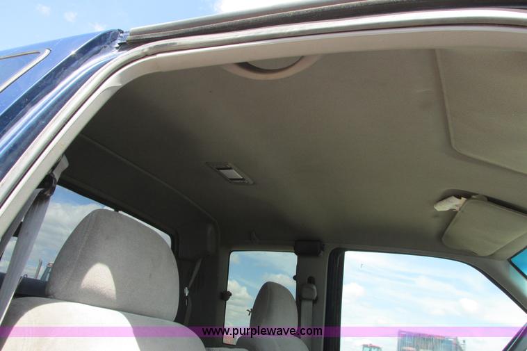 image for item I9617 1998 Chevrolet Silverado 2500 Ext. Cab utility truck
