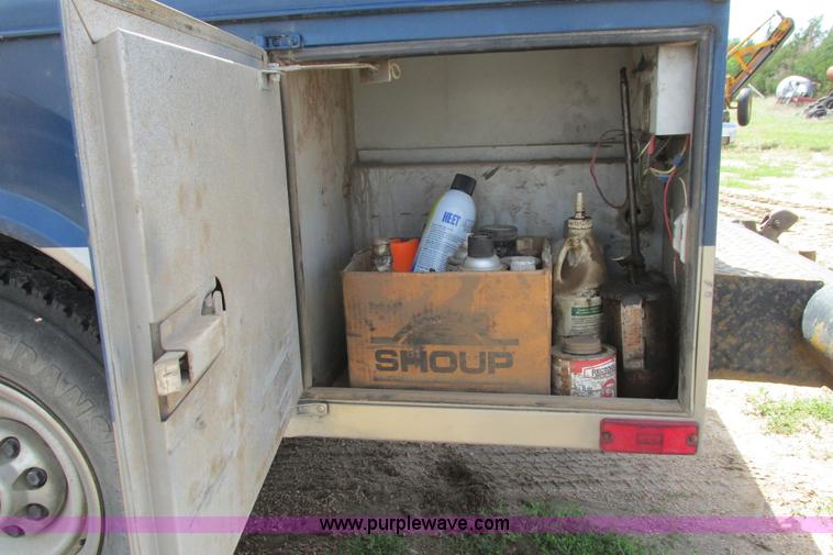 image for item I9617 1998 Chevrolet Silverado 2500 Ext. Cab utility truck