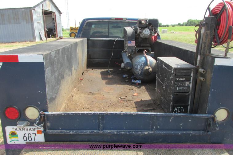 image for item I9617 1998 Chevrolet Silverado 2500 Ext. Cab utility truck