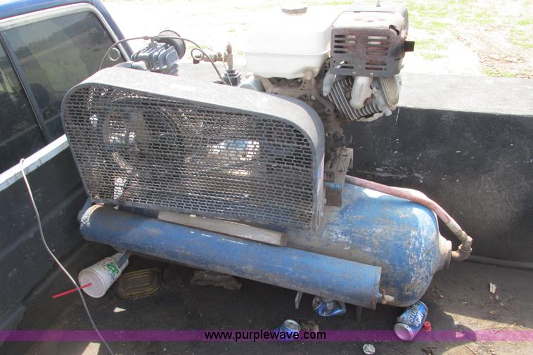 image for item I9617 1998 Chevrolet Silverado 2500 Ext. Cab utility truck