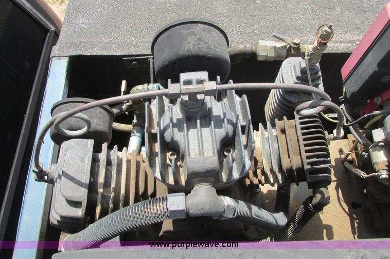 image for item I9617 1998 Chevrolet Silverado 2500 Ext. Cab utility truck