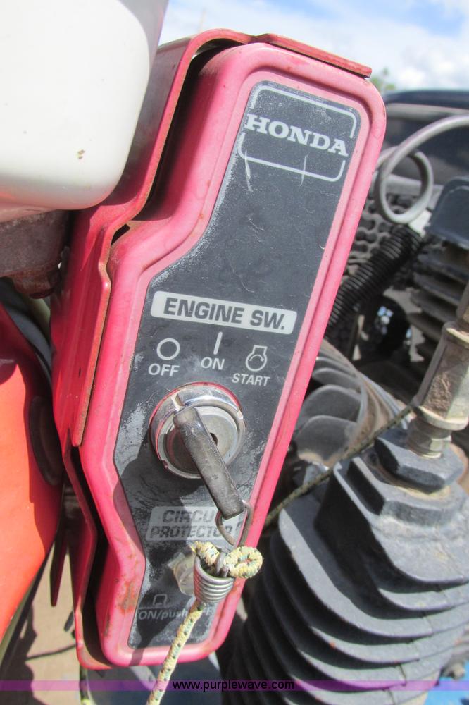 image for item I9617 1998 Chevrolet Silverado 2500 Ext. Cab utility truck