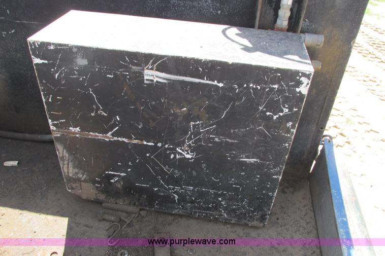 image for item I9617 1998 Chevrolet Silverado 2500 Ext. Cab utility truck