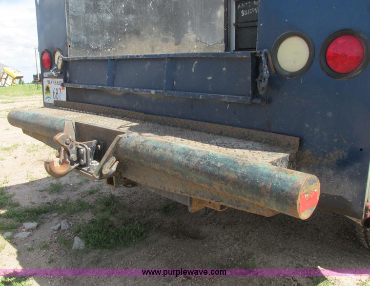 image for item I9617 1998 Chevrolet Silverado 2500 Ext. Cab utility truck