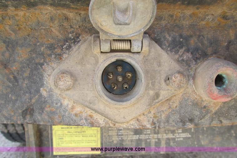 image for item I9617 1998 Chevrolet Silverado 2500 Ext. Cab utility truck