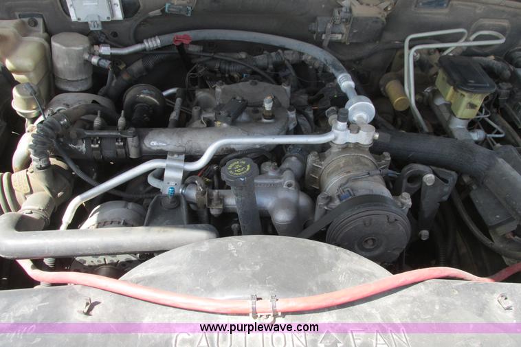 image for item I9617 1998 Chevrolet Silverado 2500 Ext. Cab utility truck