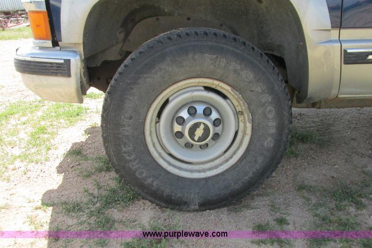 image for item I9617 1998 Chevrolet Silverado 2500 Ext. Cab utility truck