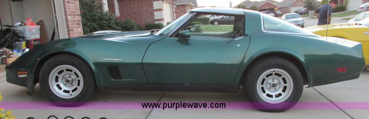 image for item I9633 1982 Chevrolet Corvette