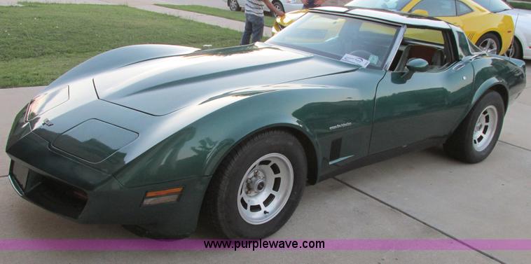 image for item I9633 1982 Chevrolet Corvette