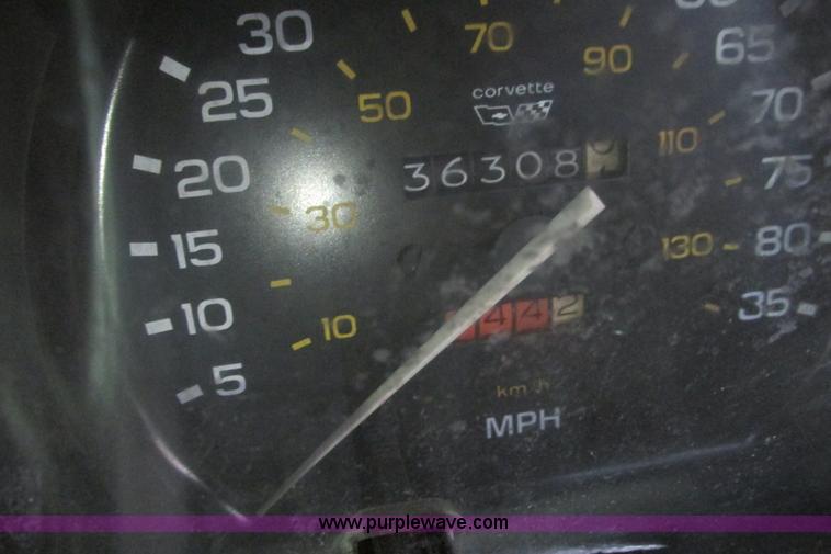 image for item I9633 1982 Chevrolet Corvette