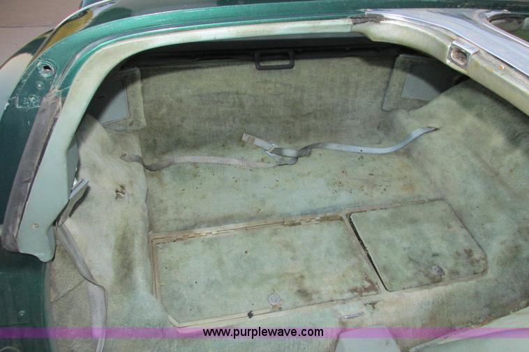 image for item I9633 1982 Chevrolet Corvette