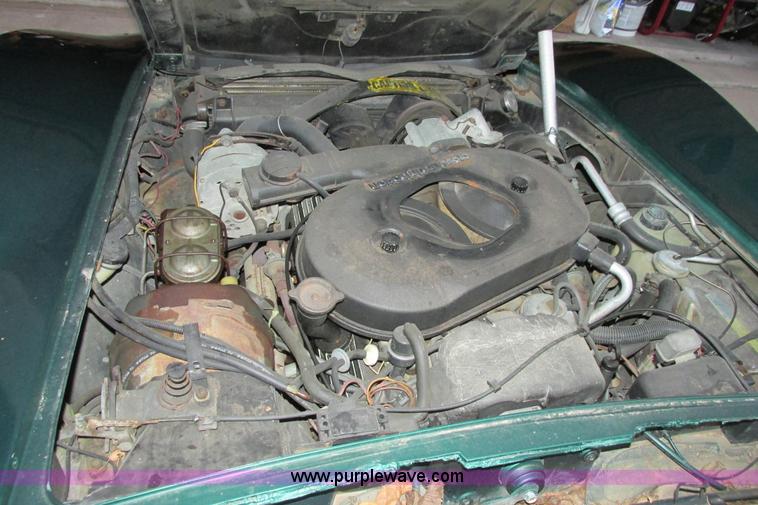 image for item I9633 1982 Chevrolet Corvette