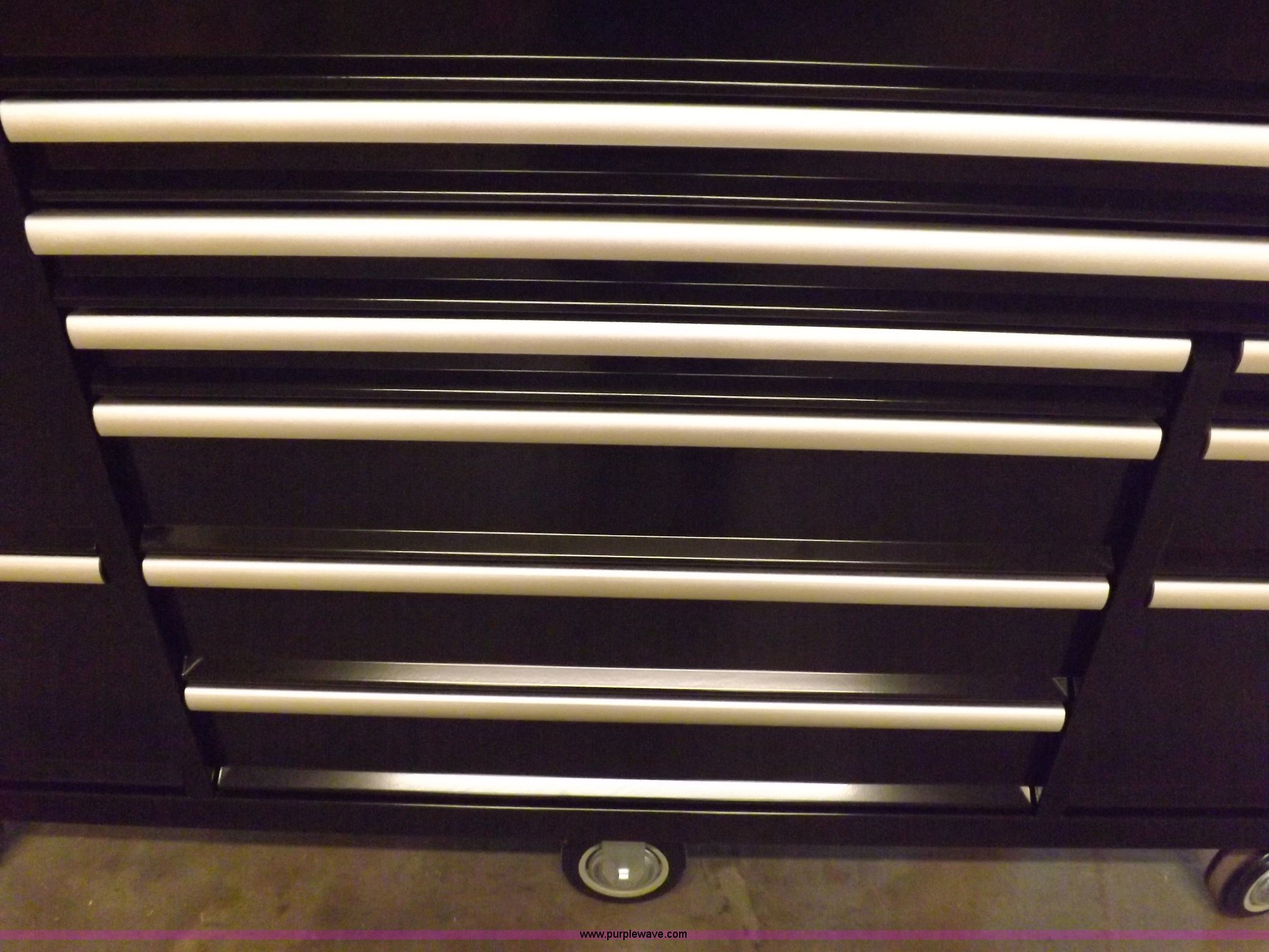 Montezuma Mfg. MZBK7217MZ 14 drawer rolling tool in Montezuma