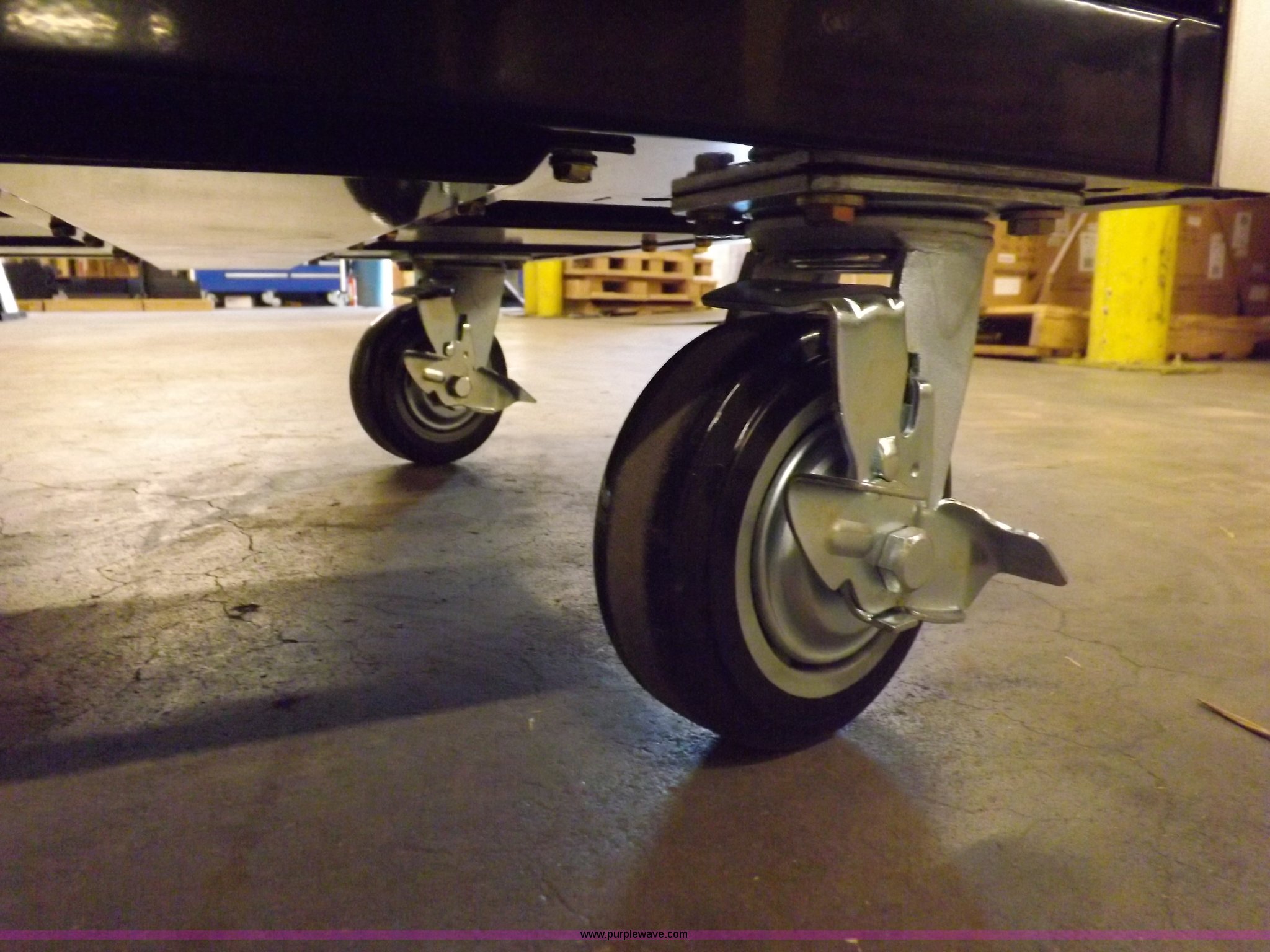 Montezuma Mfg. MZBK7217MZ 14 drawer rolling tool in Montezuma