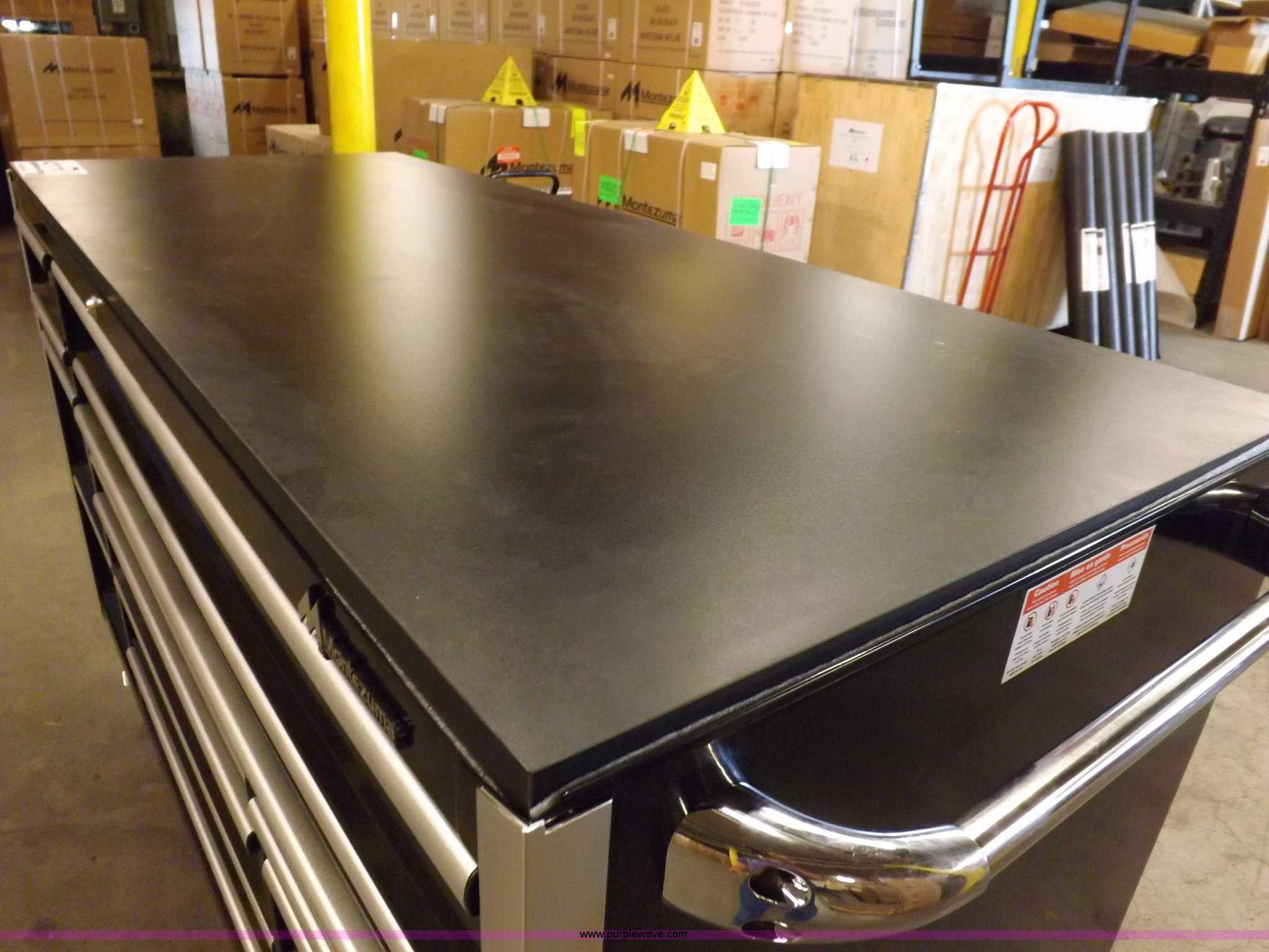 Montezuma Mfg. MZBK7217MZ 14 drawer rolling tool in Montezuma