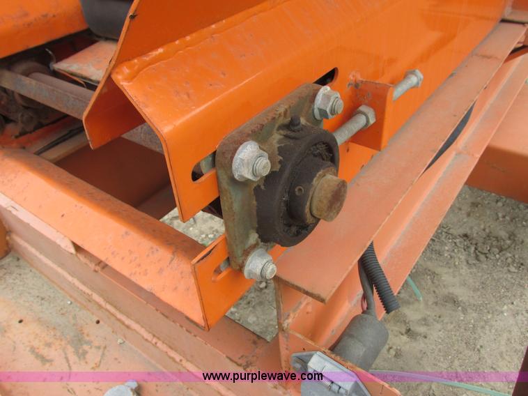 image for item I3942 Monroe MSPV-96-32-50 salt spreader