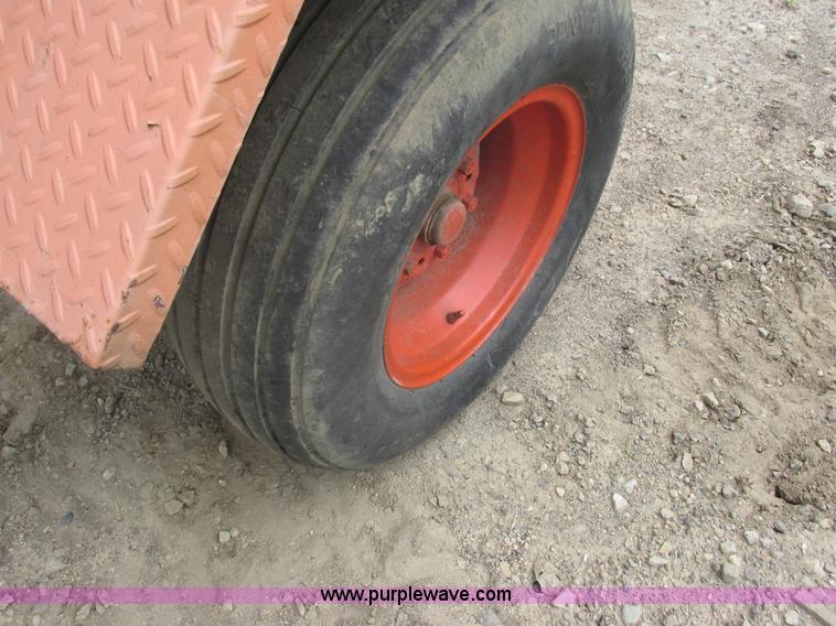 image for item I3942 Monroe MSPV-96-32-50 salt spreader