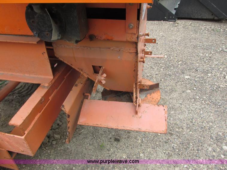 image for item I3942 Monroe MSPV-96-32-50 salt spreader