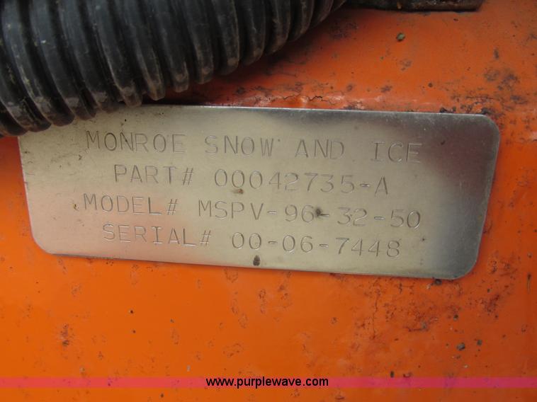 image for item I3942 Monroe MSPV-96-32-50 salt spreader