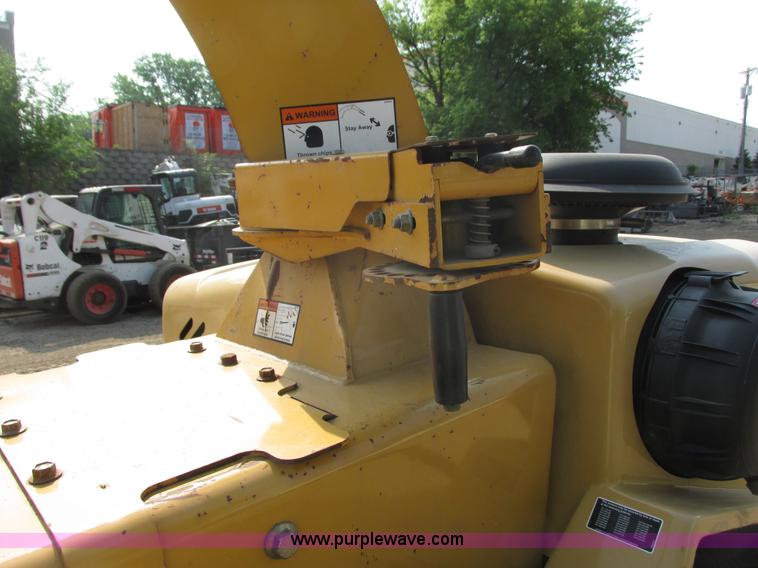 image for item I3945 2009 Vermeer BC1000XL brush chipper