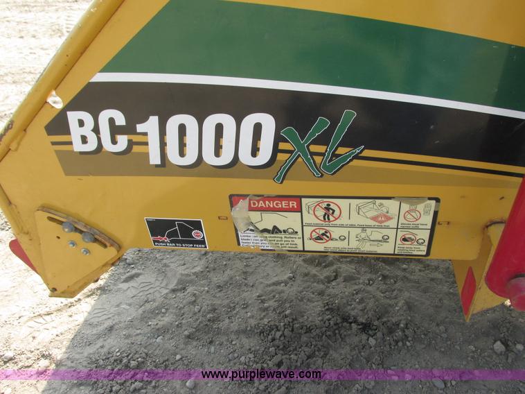 image for item I3945 2009 Vermeer BC1000XL brush chipper