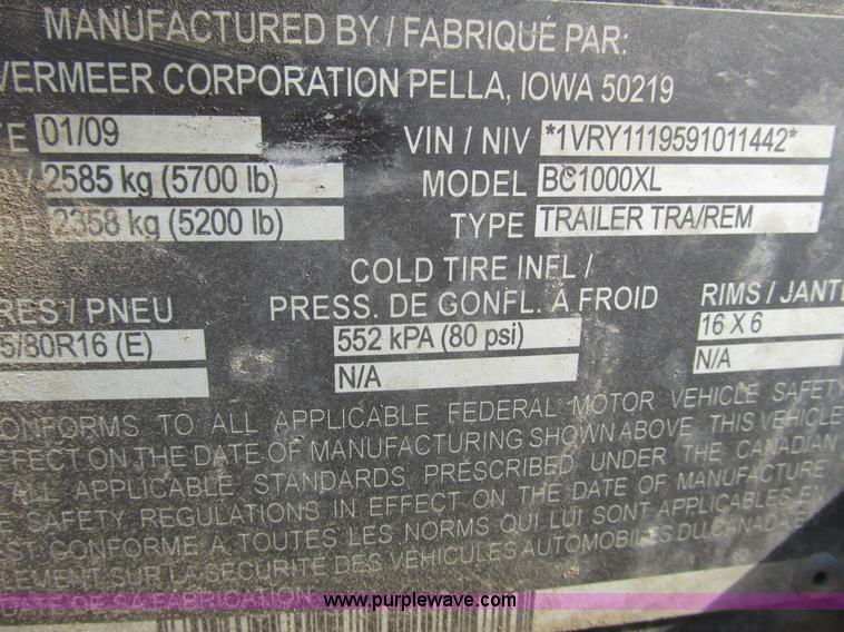 image for item I3945 2009 Vermeer BC1000XL brush chipper