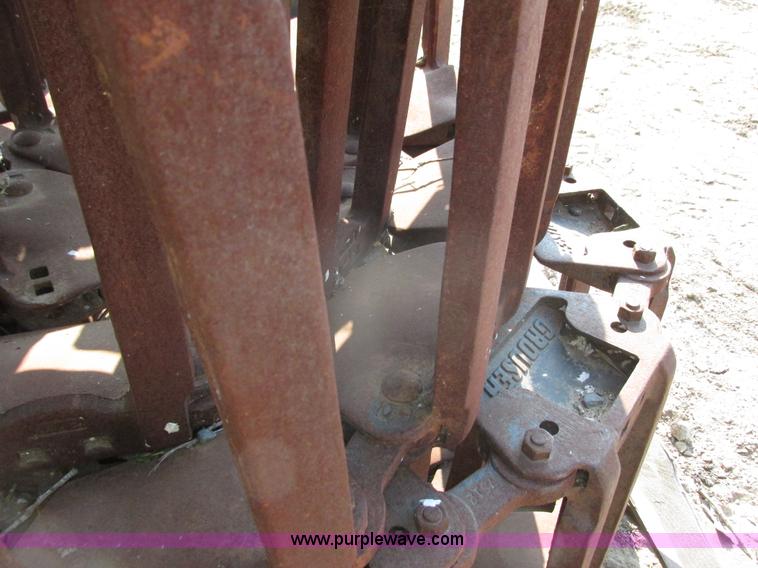 image for item I3947 Grouser steel skid steer tracks